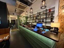 Maju Avenue (D19), Retail #635912241